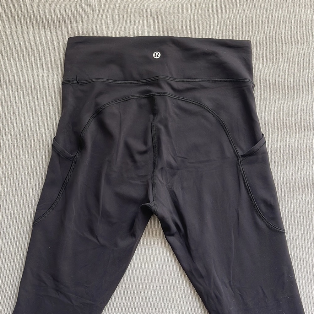 Lululemon Legging - Picture 2 of 5